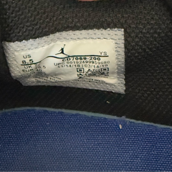 Nike Air Jordan Legacy Sneakers Low Pale CD7069-200 Unisex Cream Black SZ 8.5 - Picture 11 of 14